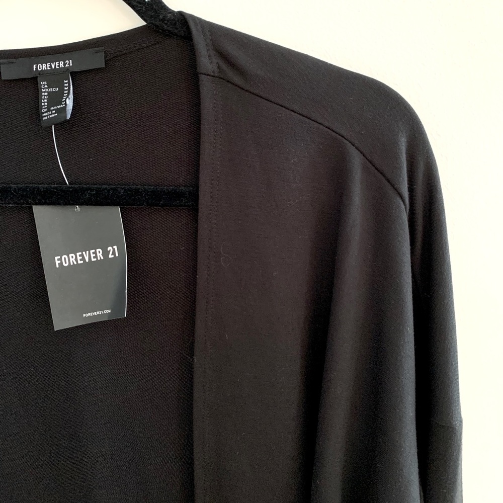 Forever 21 Black Cardigan NWT - Picture 2 of 4